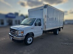 2027 Ford E-450 Cutaway Base Box Truck