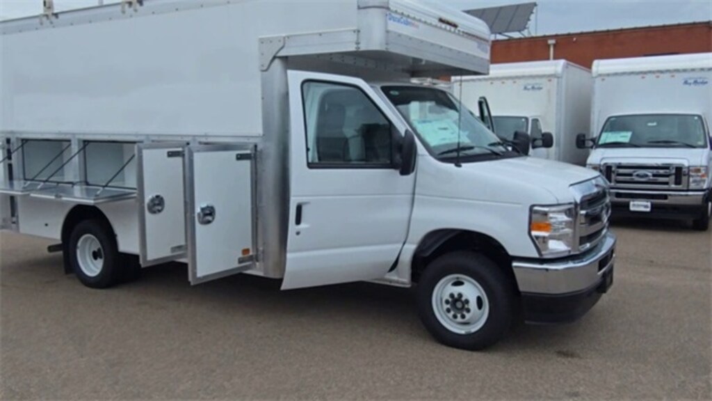New 2026 Ford E-450 Cutaway Base 14ft DuraCube Max Utility Body