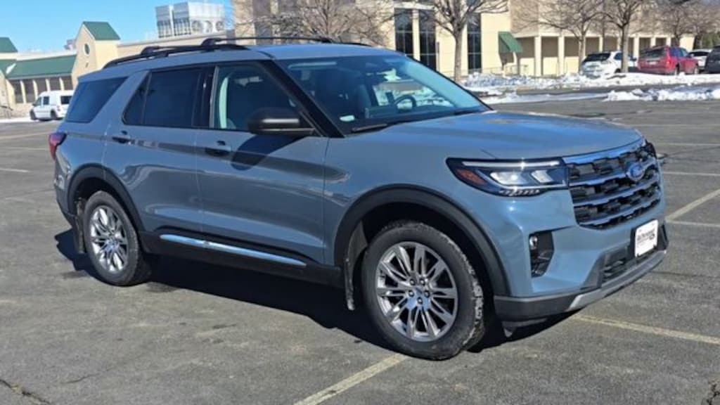 New 2025 Ford Explorer Active Sport Utility