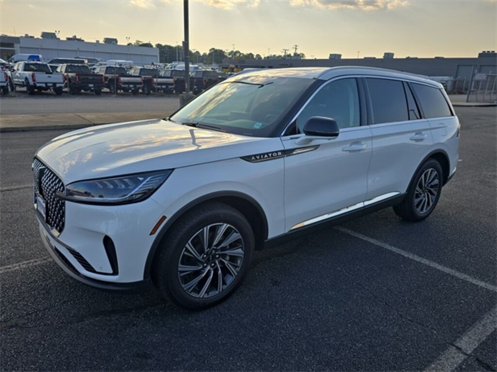 New 2025 Lincoln Aviator Premiere Sport Utility