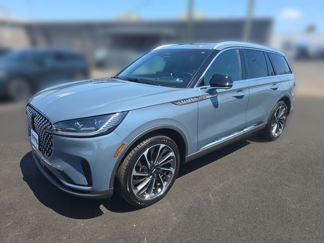 2025 Lincoln Aviator Reserve AWD's photo