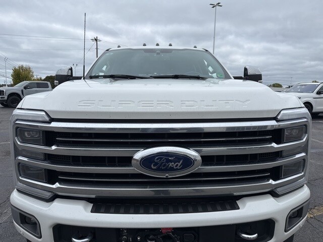 2024 Ford F-250 photo 2