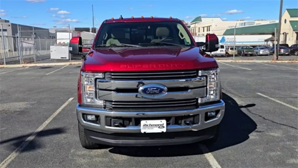 Used 2019 Ford F-250SD Lariat Truck
