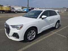2024 Audi Q3 Premium SUV