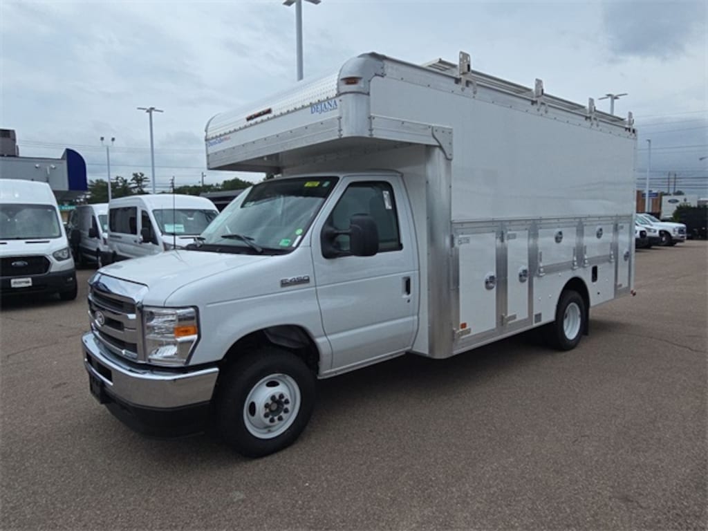 New 2026 Ford E-450 Cutaway Base 14ft DuraCube Max Utility Body