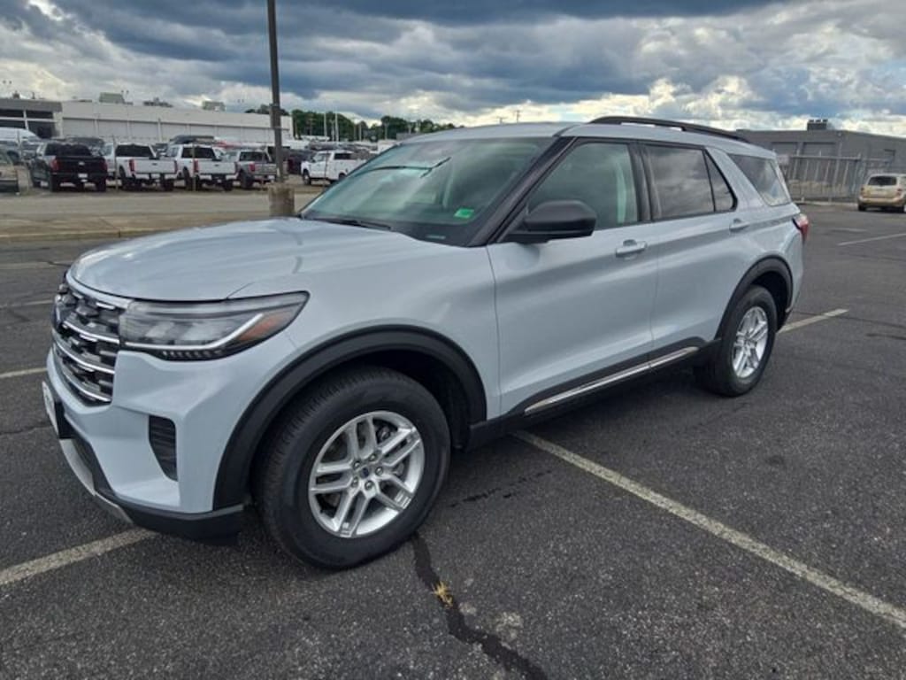 New 2025 Ford Explorer Active Sport Utility