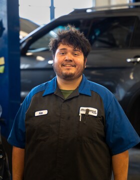 Staff member Alex Ramirez from ID_bb3a42f97d0d