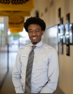 Staff member Juan Miller from ID_4c4e30303fcb