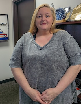 Staff member Kelly Andrews from ID_7aaba1