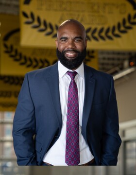 Staff member James Johnson from ID_ea6f440f6895