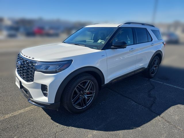 2025 Ford Explorer ST-LINE RWD (PL535)'s photo