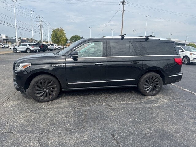 2020 Lincoln Navigator L Reserve photo 2