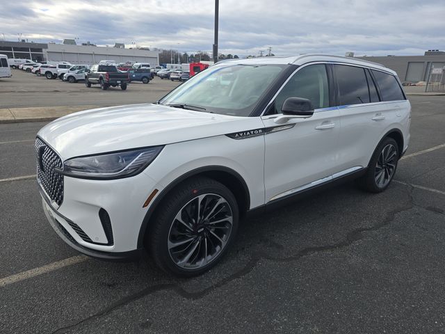 2026 Lincoln Aviator Reserve AWD's photo