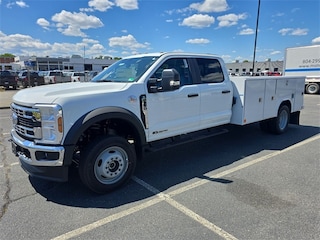 2025 Ford F-550 Chassis XL Service Body