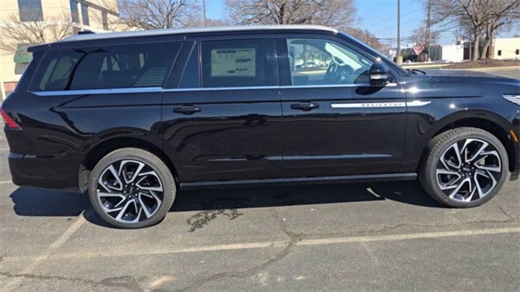 New 2026 Lincoln Navigator L Reserve Sport Utility