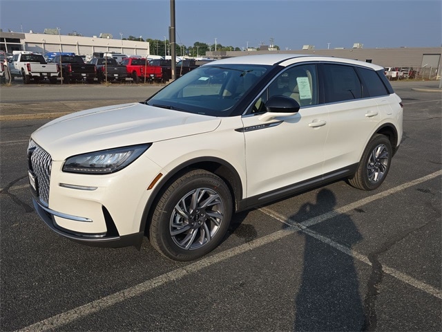 2025 Lincoln Corsair Premiere's photo