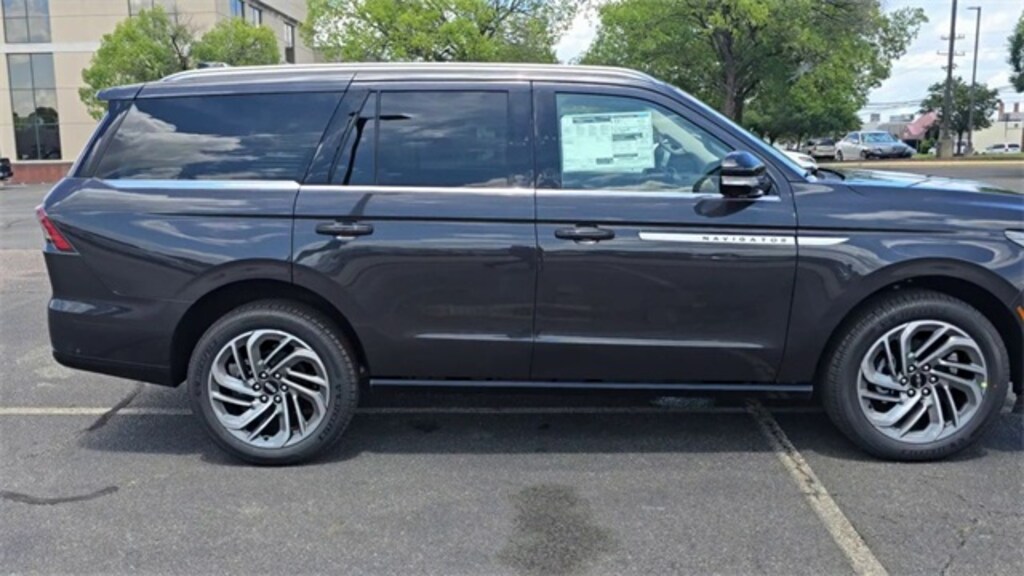 New 2025 Lincoln Navigator Reserve Sport Utility