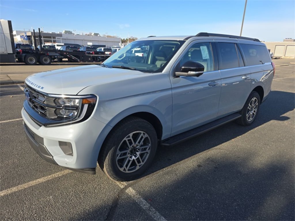 New 2025 Ford Expedition Max Active Sport Utility