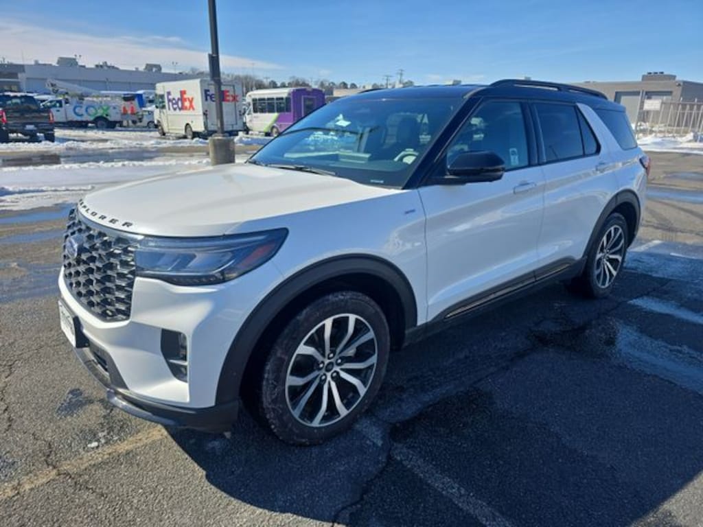 New 2025 Ford Explorer ST-Line Sport Utility