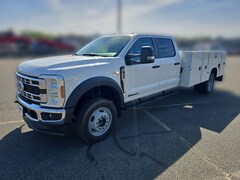 2026 Ford F-450 Chassis XL Service Body