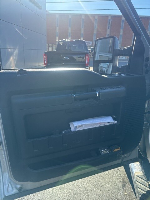 2011 Ford F-250 photo 4