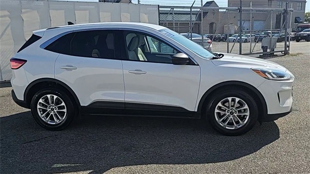 Certified 2022 Ford Escape SE with VIN 1FMCU0G62NUA46453 for sale in Richmond, VA