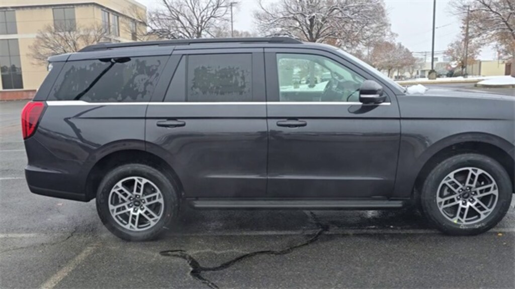 New 2025 Ford Expedition Active Sport Utility