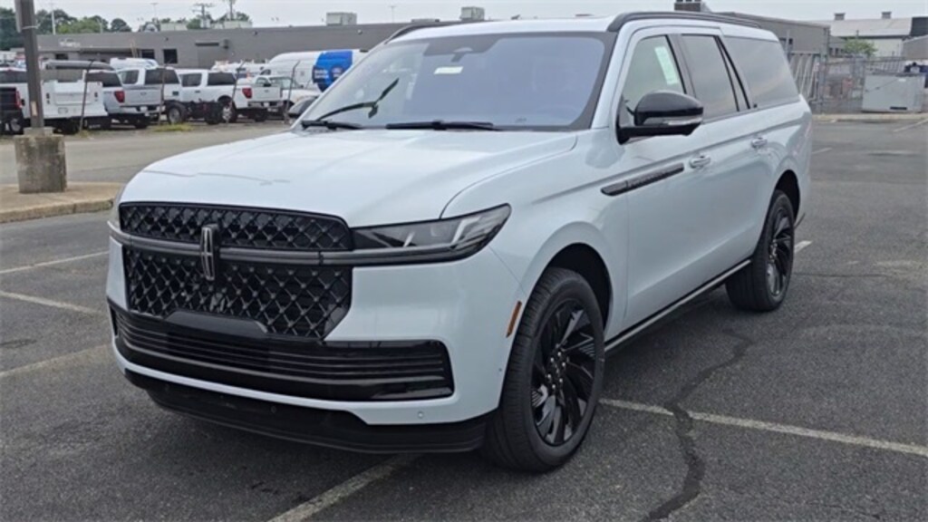 New 2025 Lincoln Navigator L Reserve Sport Utility