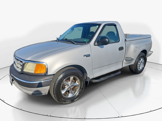 2004 Ford F-150 XL Regular Cab Flareside's photo