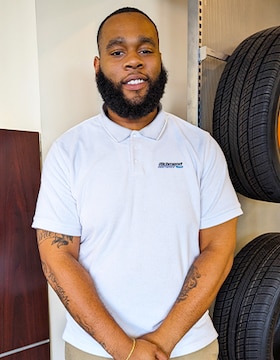 Staff member Loghan Carter from ID_2679869e206f