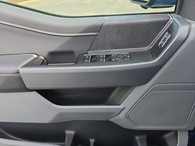 2025 Ford F-150 XLT - Photo 13