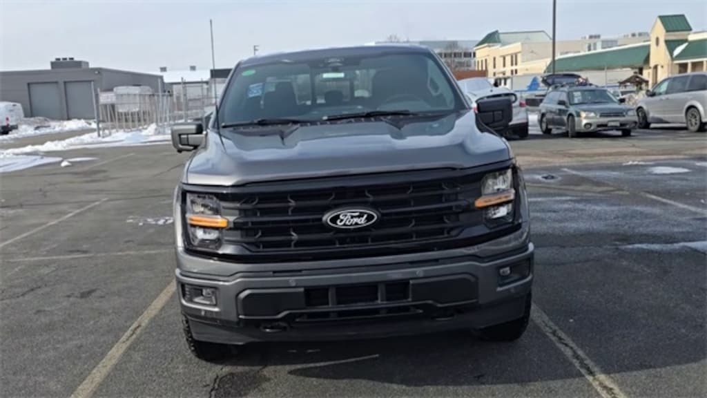 New 2025 Ford F-150 XLT SuperCrew