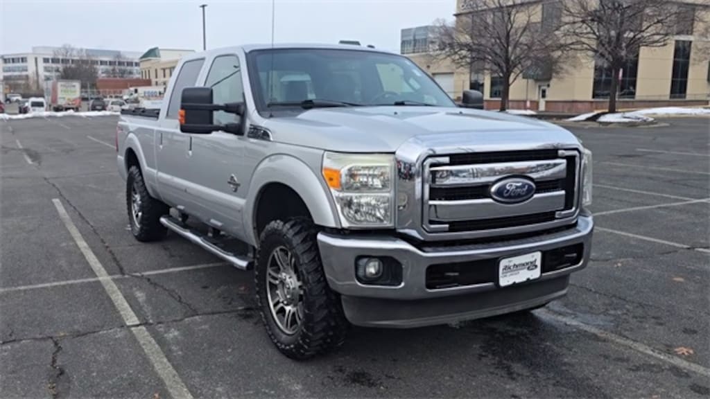 Used 2011 Ford F-250SD Lariat Truck