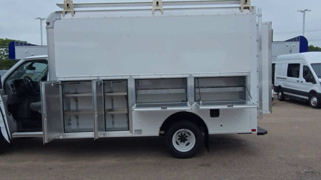 2026 Ford E-Series Cutaway Base - Photo 6
