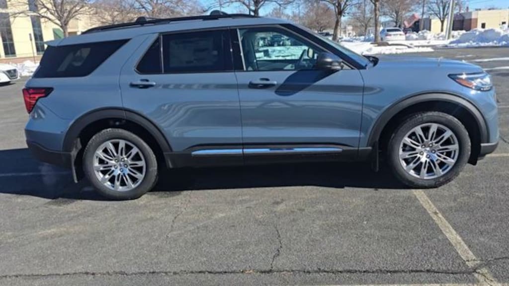 New 2025 Ford Explorer Active Sport Utility