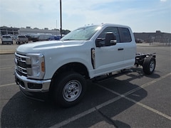 2025 Ford F-350 Chassis XL Super Cab
