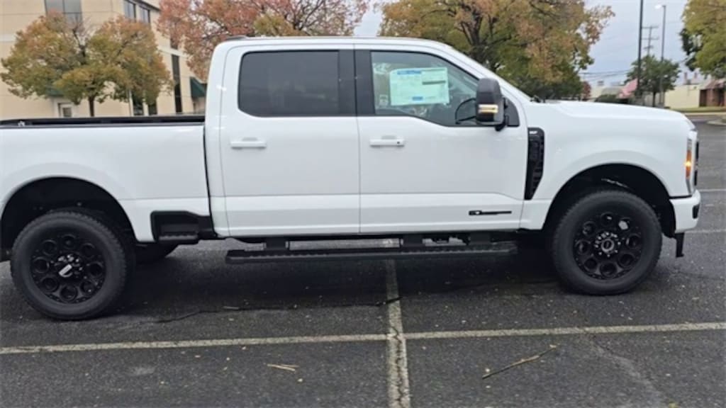 New 2026 Ford F-350 XLT Crew Cab