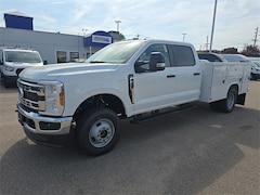 2025 Ford F-350 Chassis XL Service Body