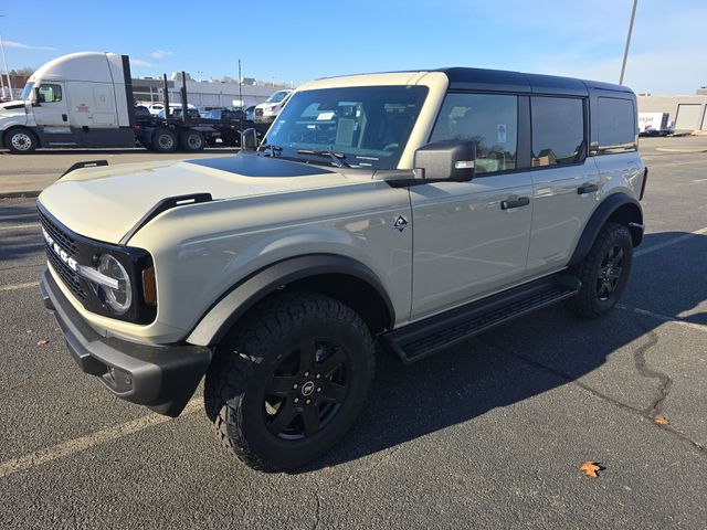 2025 Ford Bronco Outer Banks 4x4's photo