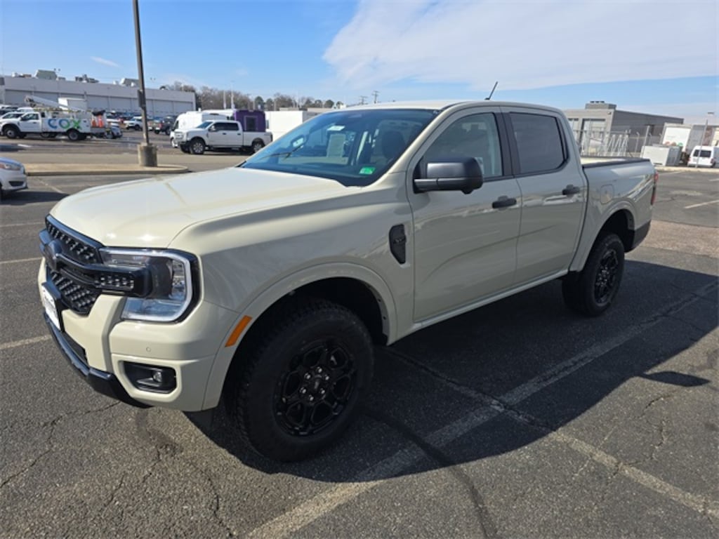 New 2025 Ford Ranger XLT Crew Cab
