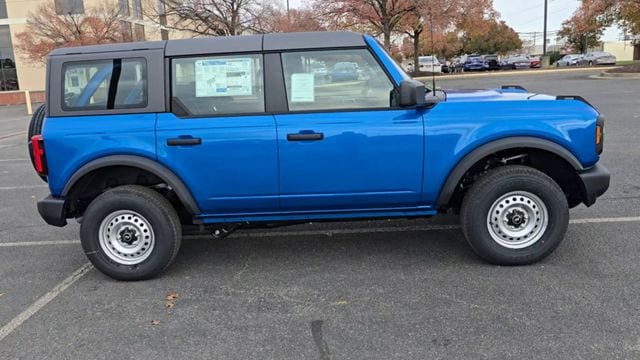 2025 Ford Bronco 4-Door Base