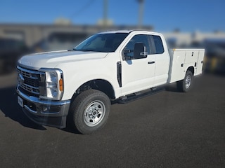 2027 Ford F-350 Chassis XL Service Body