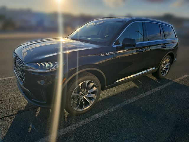 2026 Lincoln Aviator Premiere AWD's photo