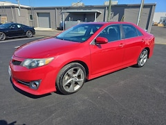 2012 Toyota Camry SE Sedan