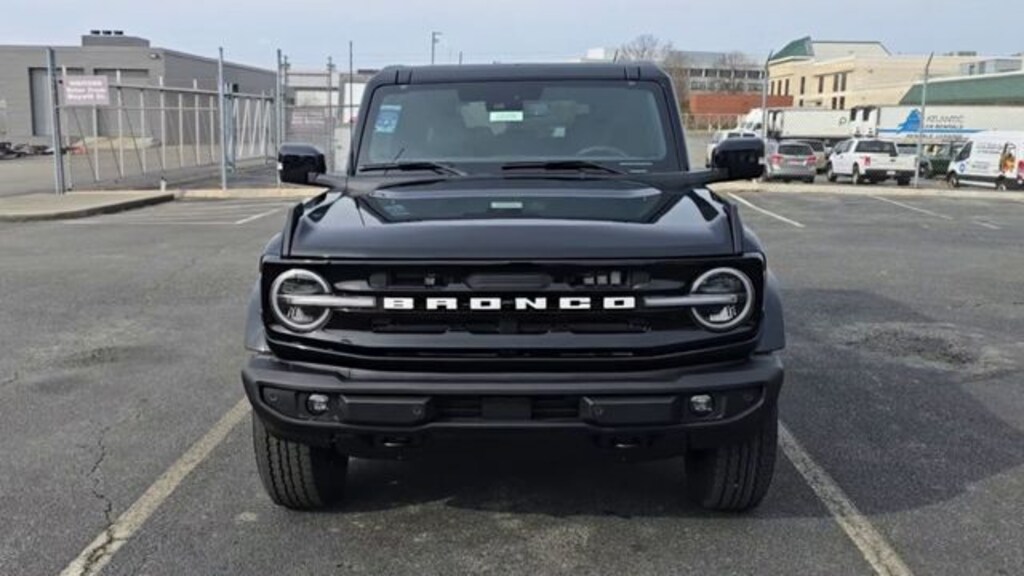 New 2025 Ford Bronco Outer Banks Sport Utility