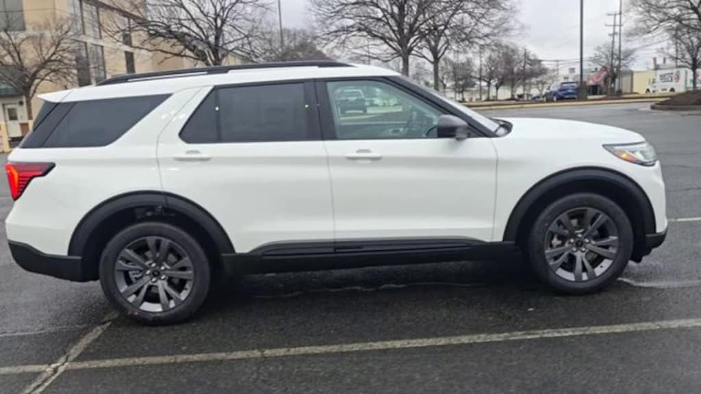 New 2026 Ford Explorer Active Sport Utility