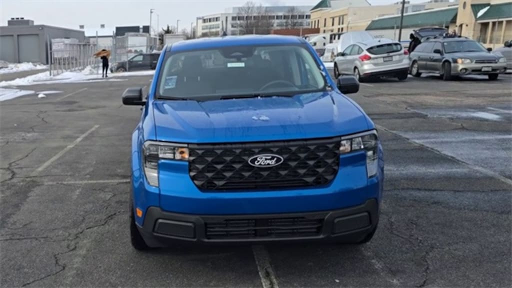 New 2025 Ford Maverick XL Crew Cab