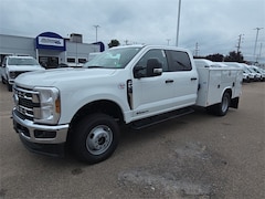 2025 Ford F-350 Chassis XL 9FT Service Body