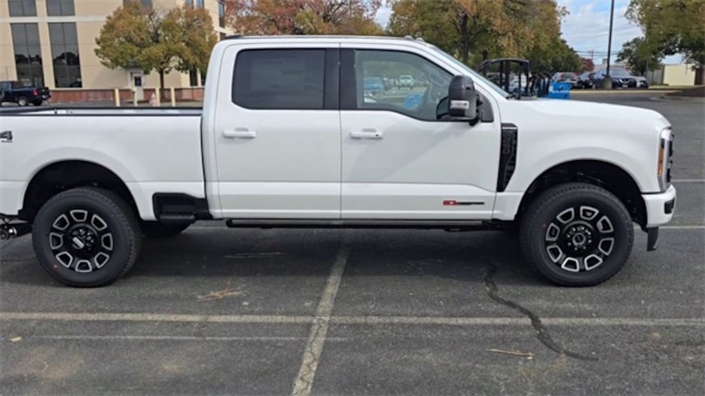 New 2026 Ford F-250 Platinum Crew Cab
