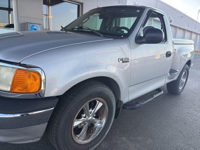 2004 Ford F-150's photo